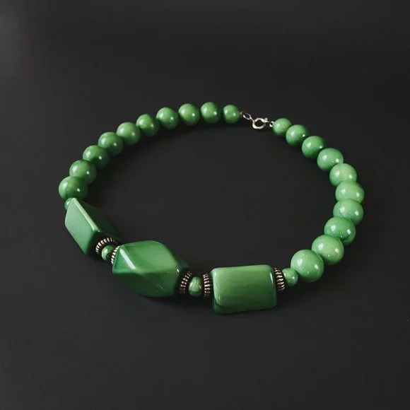 Vintage Green Acrylic Chunky Beaded Geometric Choker Collar Retro Funky Necklace - Picture 6 of 10